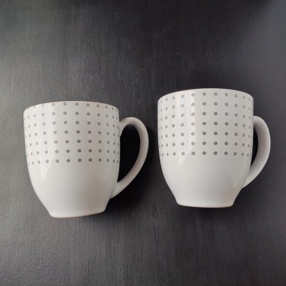 2 Tim Hortons coffee mugs | 2017 | 🤍💙🩶 white grey polka dots | 12 oz - Picture 7 of 13